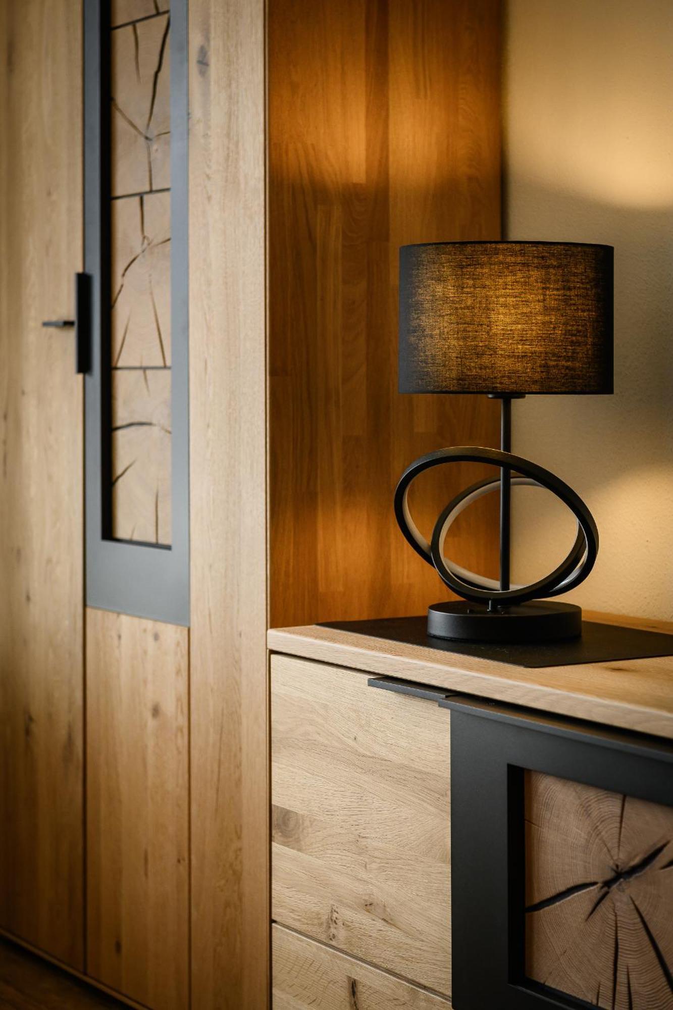 Sonnenstrahl Apartment การ์มิช-พาร์เทนเคียร์เชน ภายนอก รูปภาพ